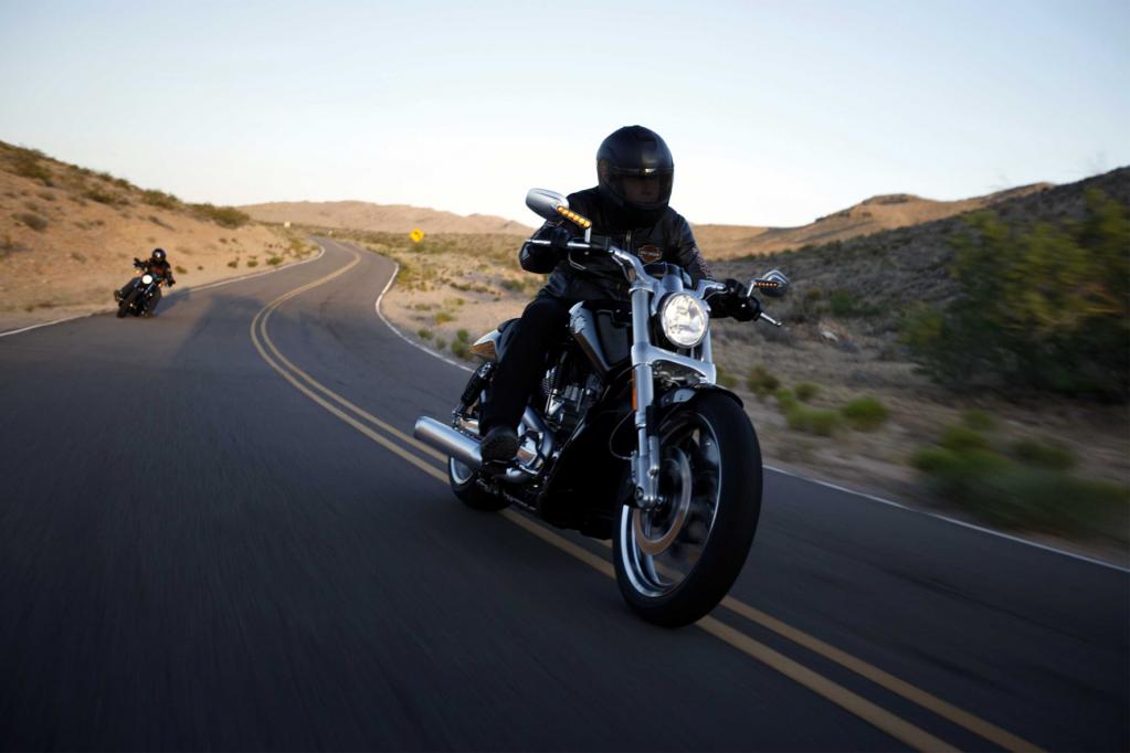 Fahrbericht Harley-Davidson VRSCF V-Rod Muscle: Keine Kompromisse