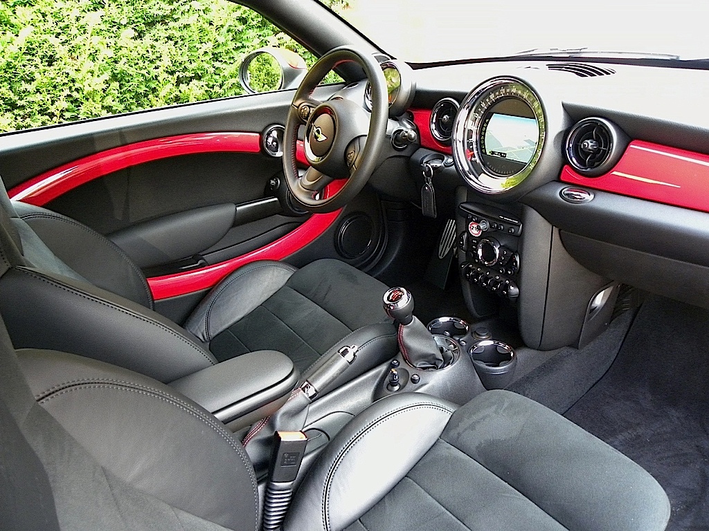 Fahrbericht Mini John Cooper Works Coupé: Giftzwerg