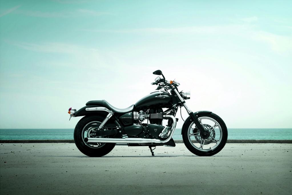 Fahrbericht Triumph Speedmaster: Sport im Retro-Stil