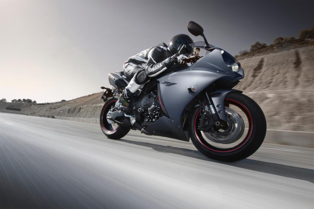 Fahrbericht Yamaha YZF-R1: Sportler mit Frischzellenkur
