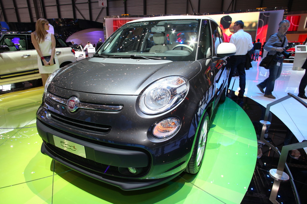 Fiat eröffnet Produktionswerk für den 500L in Serbien