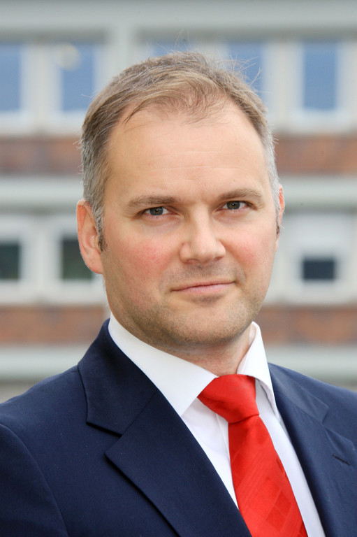 Hamprecht Kommunikationsdirektor bei Opel