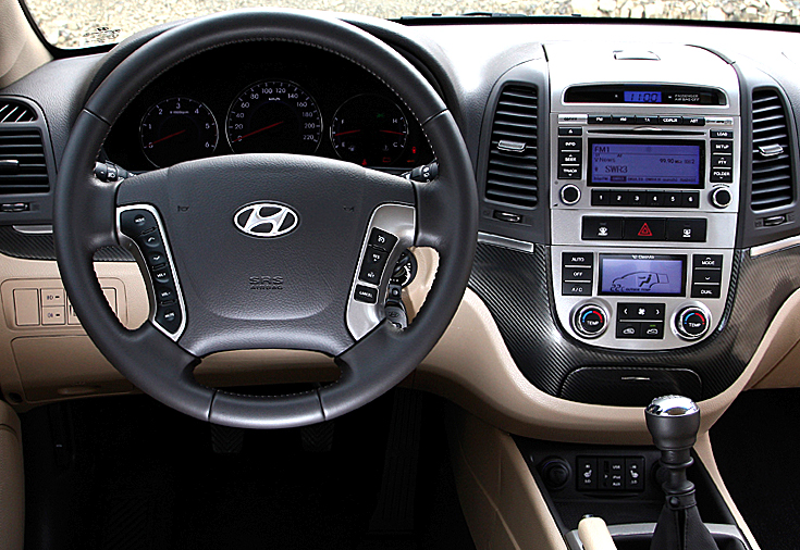 Hyundai Santa Fe: Blick ins Cockpit. 