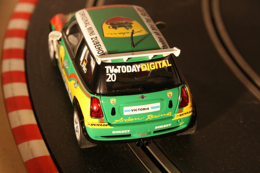 Im Slot: Scalextric sagt der Mini Challenge ade