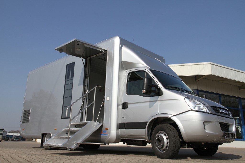 Iveco Daily als mobile Bankfiliale