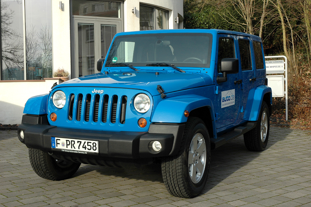 Jeep Wrangler, hier als Sahara-Unlimited-Turbodiesel. 