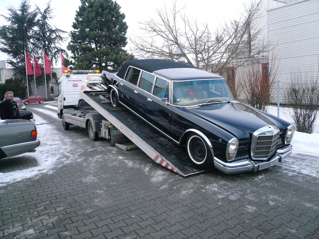 Kienle restauriert zwei Mercedes-Benz 600 Landaulet aus Johor