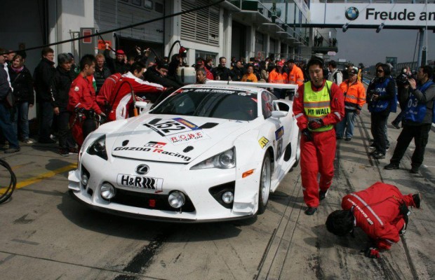Klassensieg für den Lexus LFA