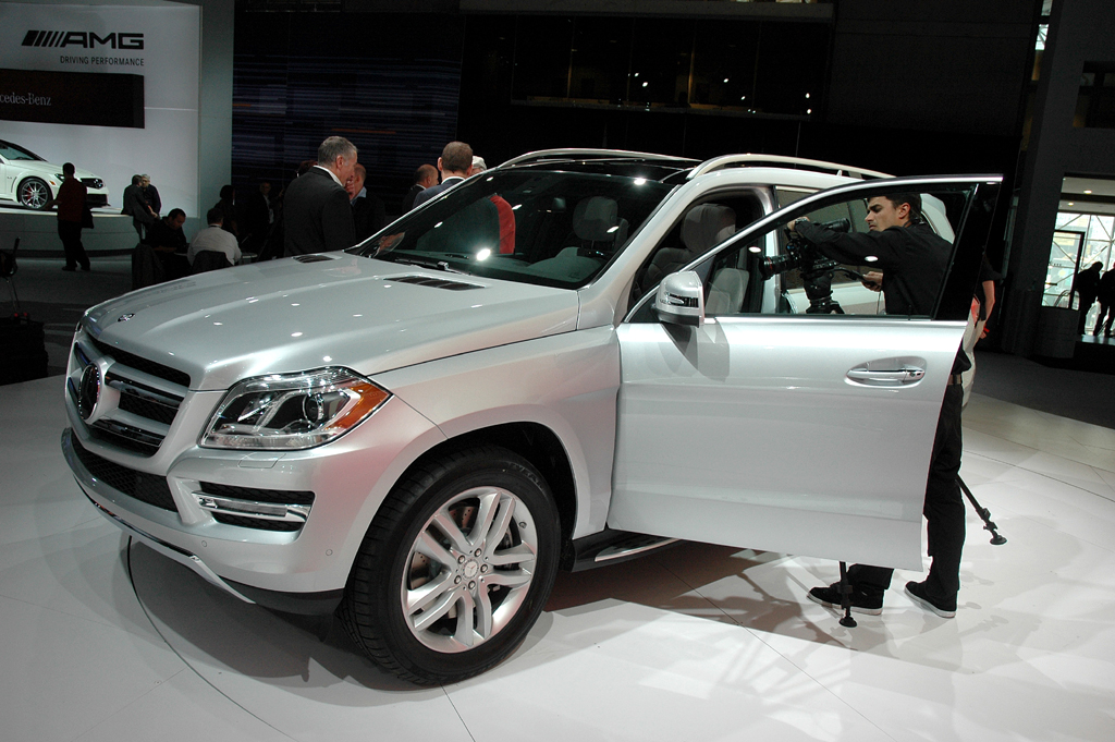 Mercedes GL, hier in der US-Benzinerversion als GL 450. 