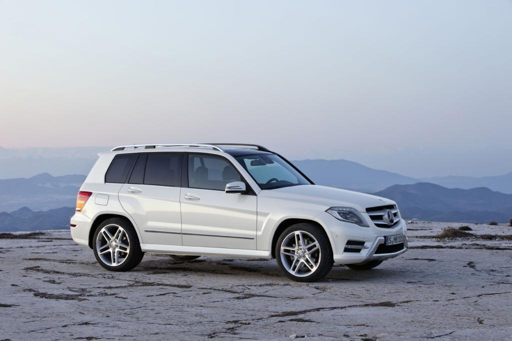 Mercedes GLK: Seitenansicht im Stand ... 