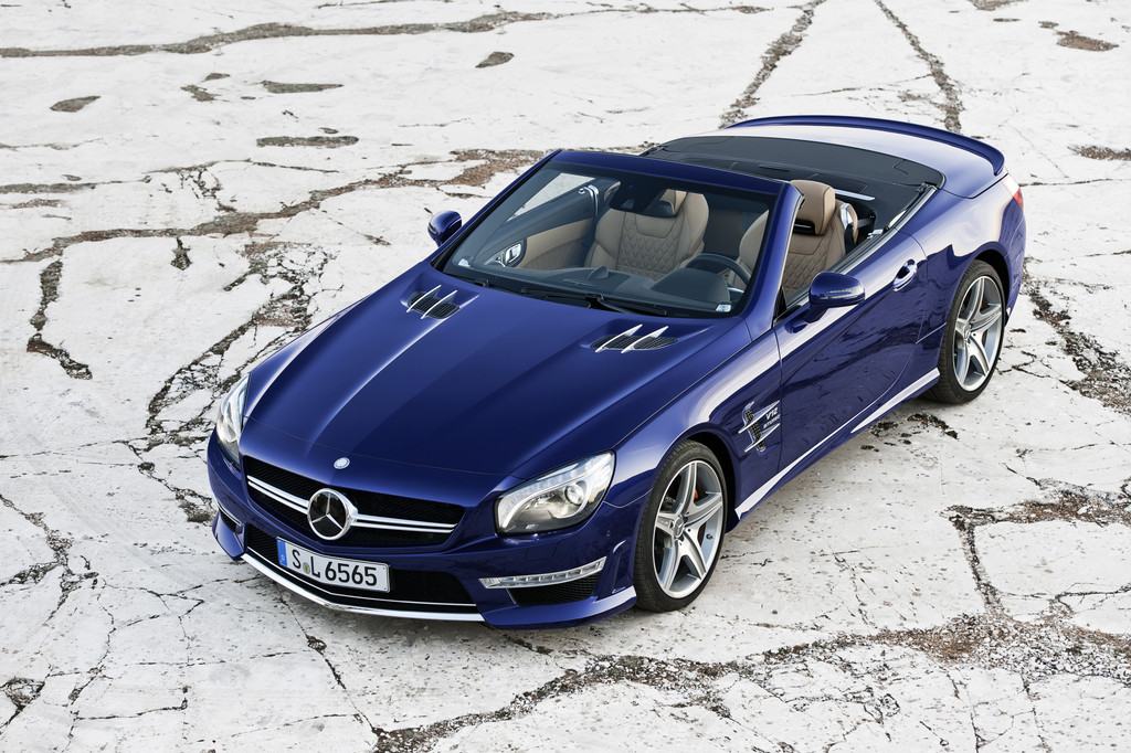 New York 2012: AMG bestückt den SL-Roadster mit zwölf Zylindern