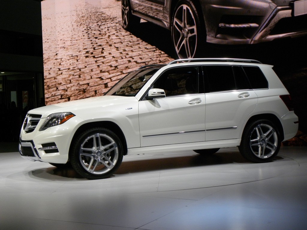 New York 2012: Mercedes-Benz überarbeitet den GLK