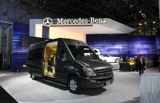 Panorama: Mercedes Sprinter „Jet Van“ - Privatflieger auf Rädern