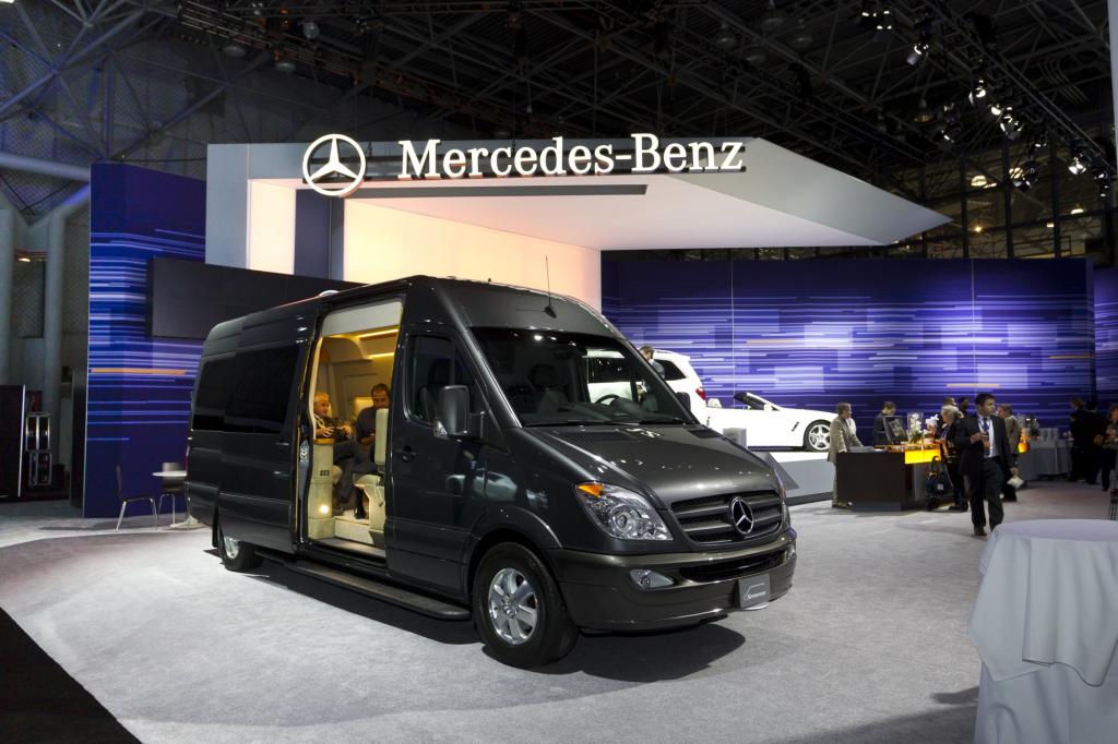 Panorama: Mercedes Sprinter „Jet Van“ - Privatflieger auf Rädern