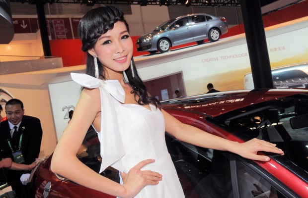Peking 2012: Das Lächeln der Hostessen
