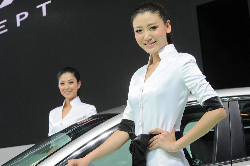 Peking 2012: Das Lächeln der Hostessen