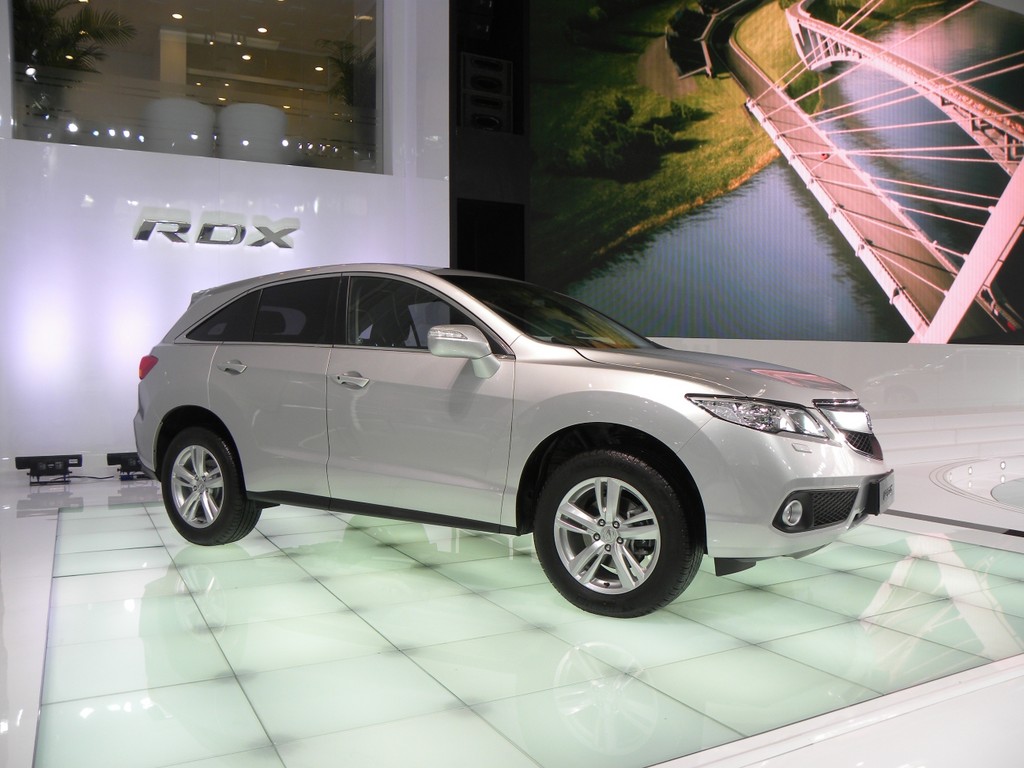 Peking 2012: Honda zeigt Kompakt-SUV Acura RDX