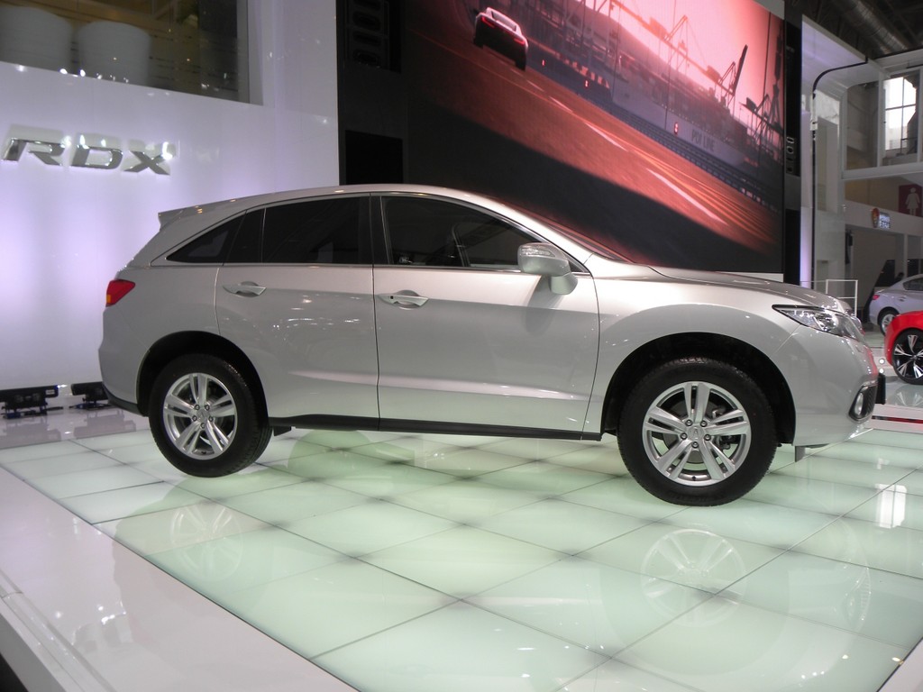 Peking 2012: Honda zeigt Kompakt-SUV Acura RDX