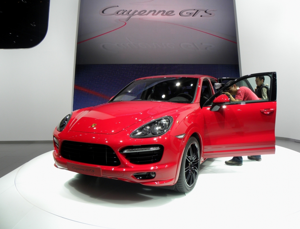 Peking 2012: Porsche zeigt Cayenne GTS