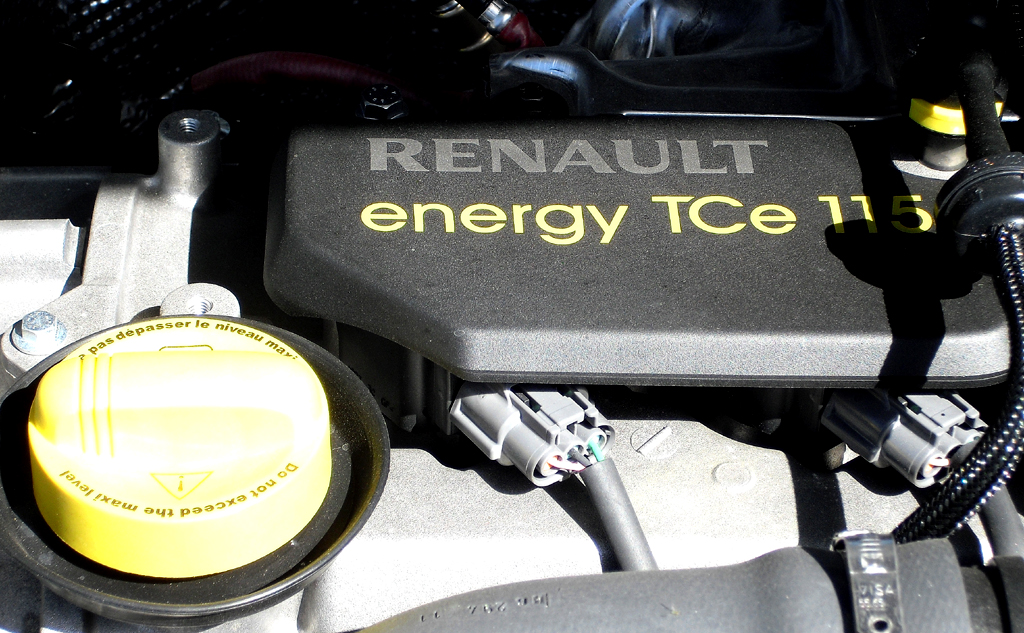 Renault Mégane: Blick unter die Haube, hier bei einem Turbobenziner. 