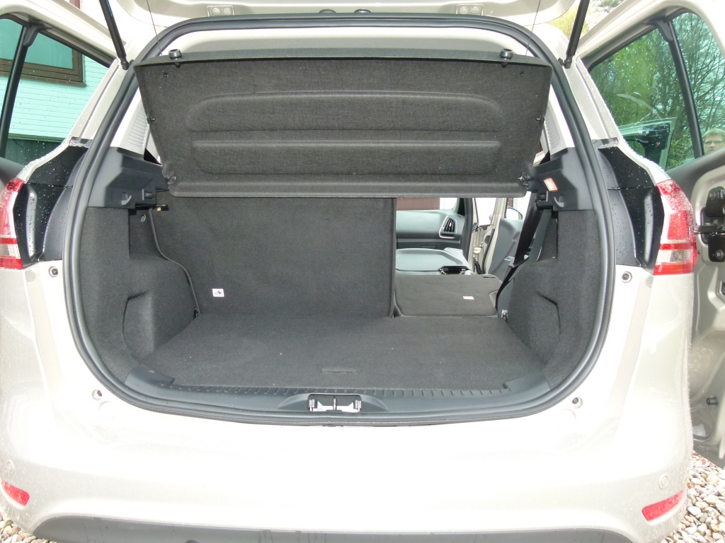 Sitzprobe im Ford B-Max - Die Leichtigkeit der Variabilität