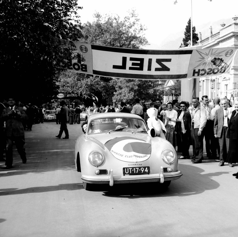 Sonderausstellung im Porsche-Museum über die Clubs der Marke