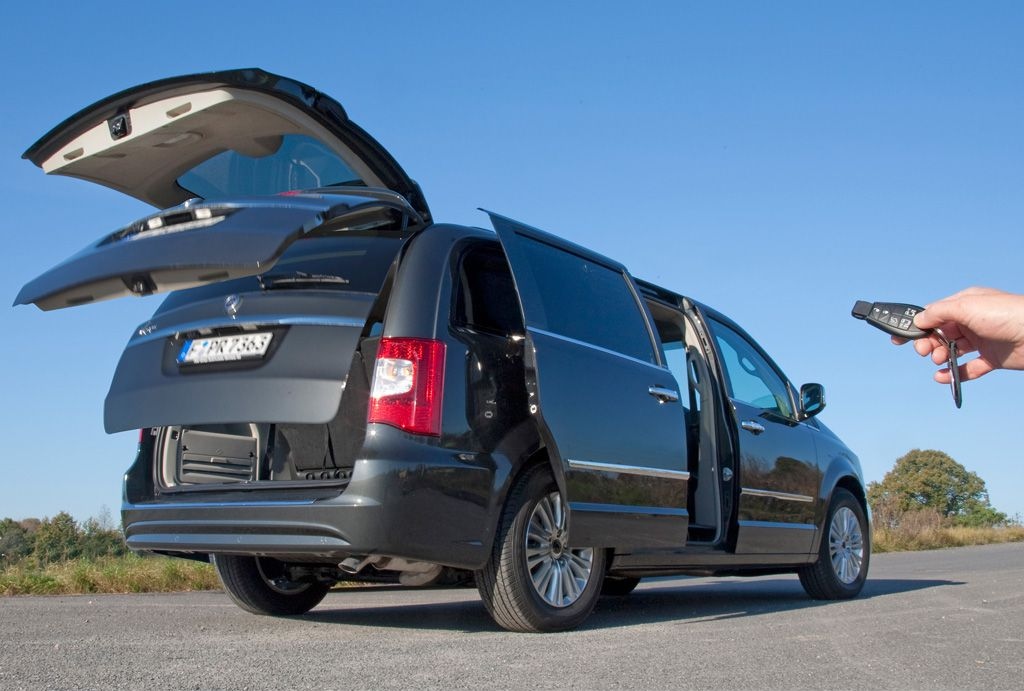 Test: Lancia Voyager - Mit Wow-Effekt