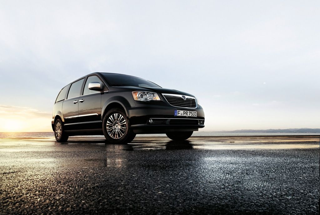 Test: Lancia Voyager - Mit Wow-Effekt