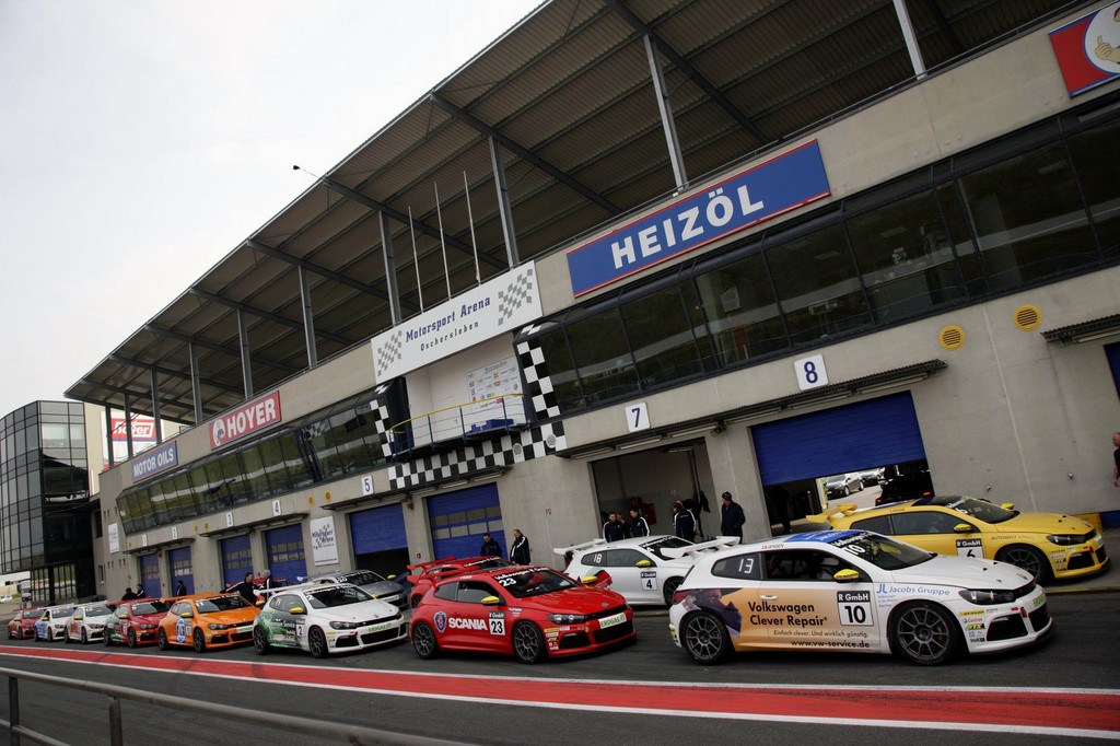 Testrunden in Oschersleben mit dem Cup-Scirocco