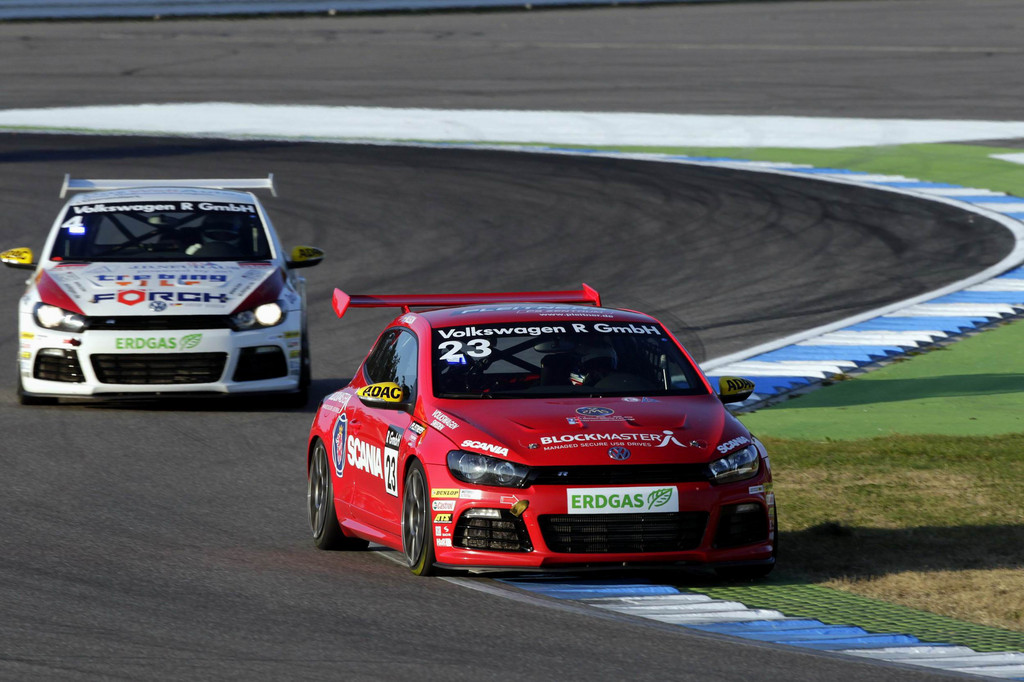 Testrunden in Oschersleben mit dem Cup-Scirocco