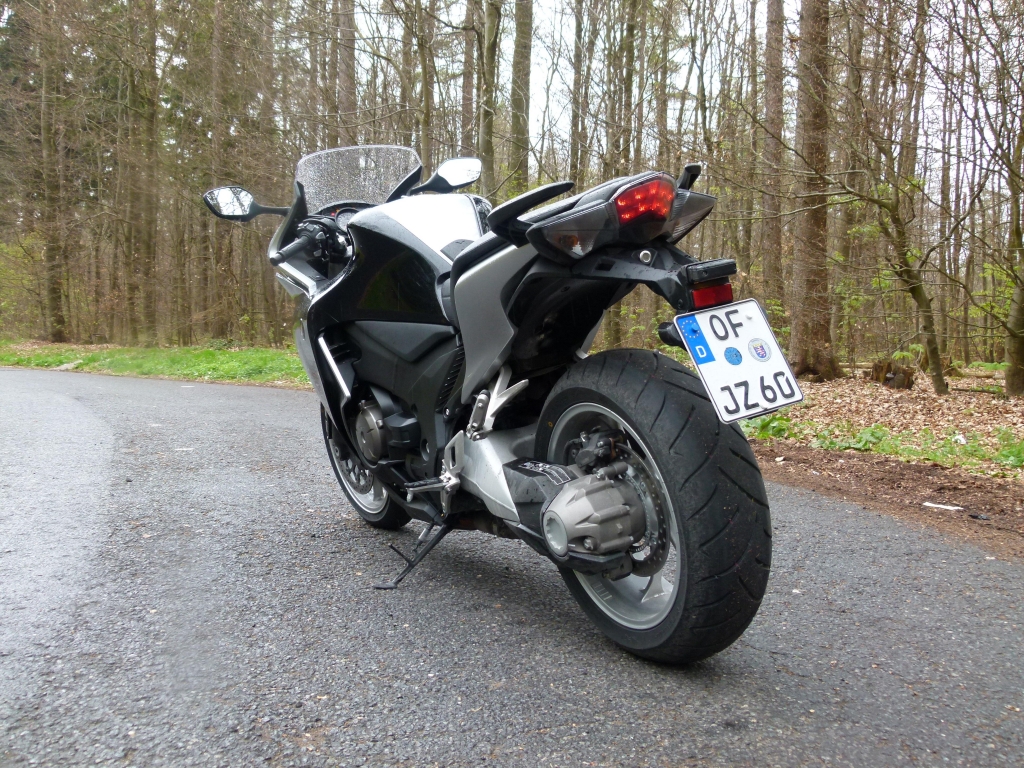 Vortrieb ohne Ende: Honda stattet Motorräder mit DCT-Doppelkupplungsgetriebe aus