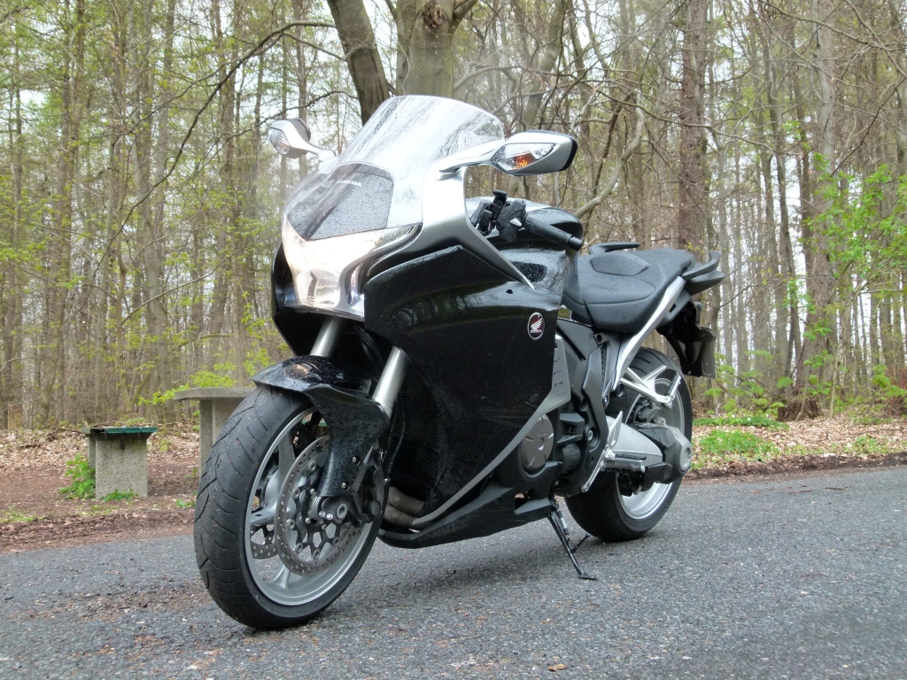 Vortrieb ohne Ende: Honda stattet Motorräder mit DCT-Doppelkupplungsgetriebe aus