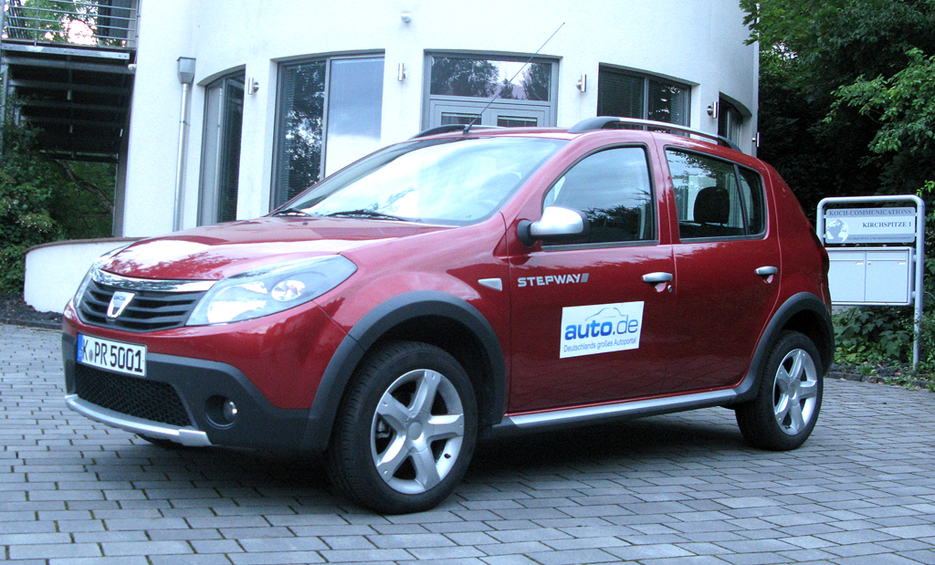... und einmal in der Variante als Stepway im Geländelook.