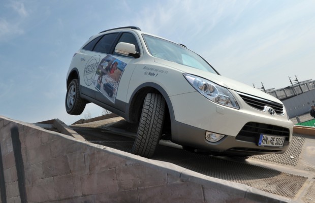 AMI 2012: Offroad-Parcours vor den Messehallen