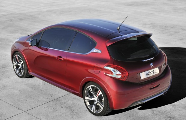 AMI 2012: Peugeot präsentiert 4008 und 508 Hybrid4