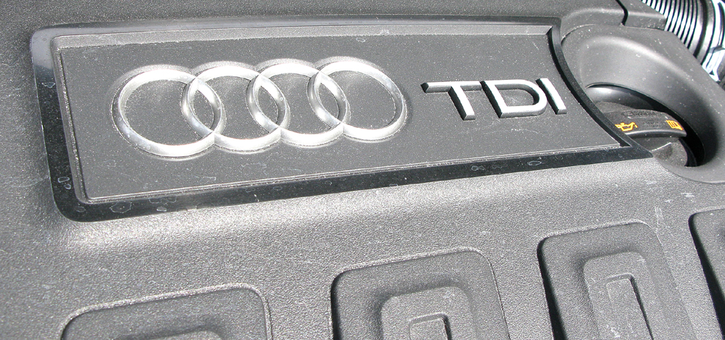 Audi A1: Blick unter die Haube auf den 1,6-Liter-Basisselbstzünder. 