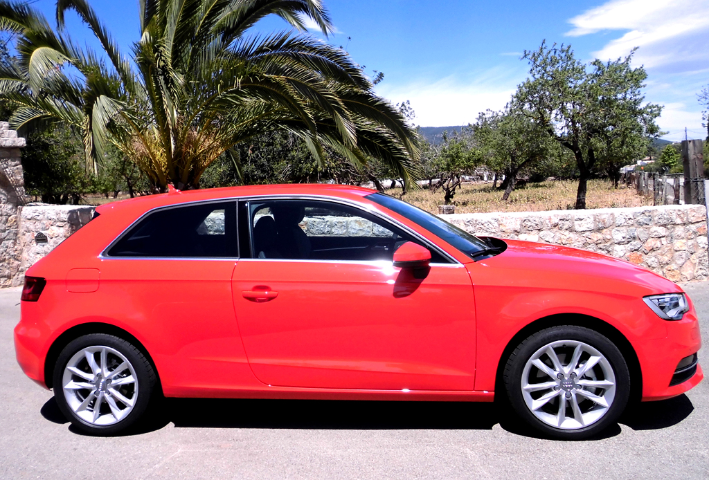 Audi A3: Und so sieht das Premium-Kompaktmodell von der Seite aus.