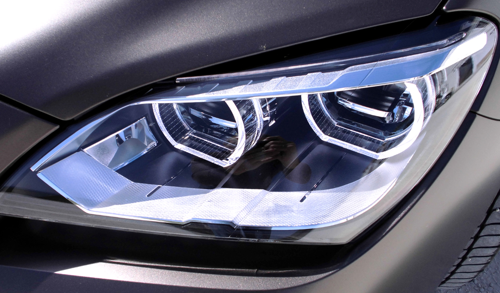 BMW 6er Gran Coupé: Moderne Leuchteinheit vorn. 