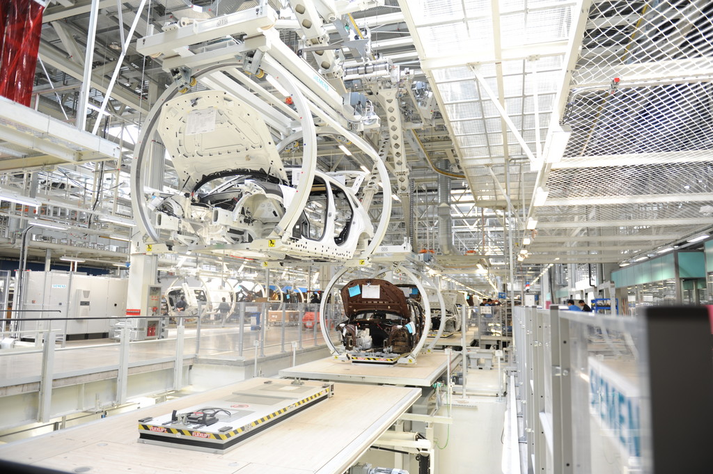BMW eröffnet Werk in China