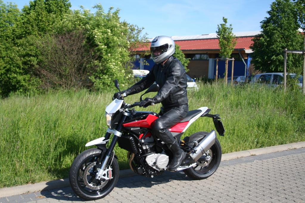 Die knapp 200 Kilo leichte Nuda erweist sich als sehr wendig