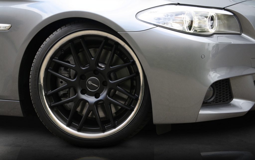 Emotion Wheels Concave: Alufelge mit hochglanz-poliertem Edelstahlbett