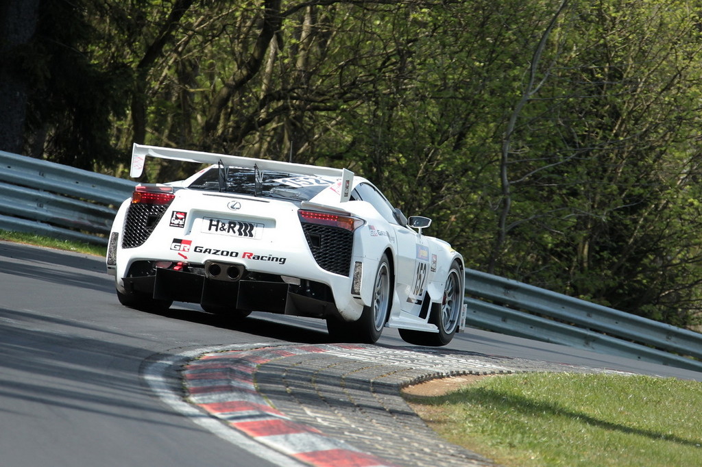 Erneuter Klassensieg für den Lexus LFA