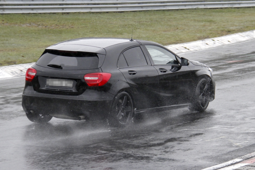 Erwischt: Erlkönig Mercedes-Benz A-Klasse AMG
