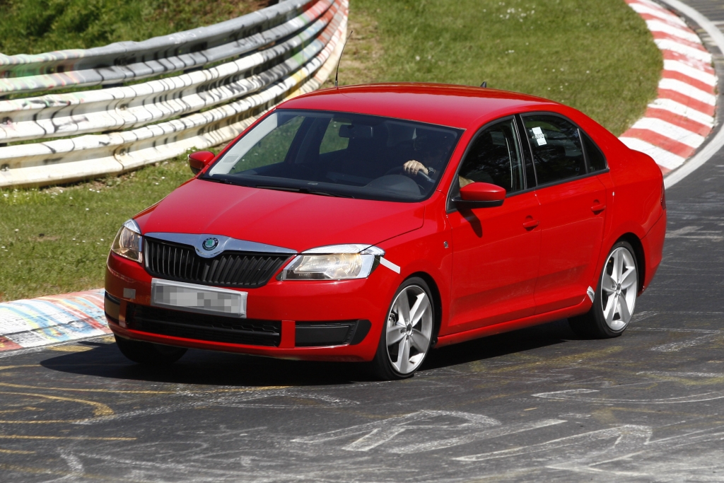 Erwischt: Erlkönig Skoda Rapid – Golfjäger in den eigenen Reihen