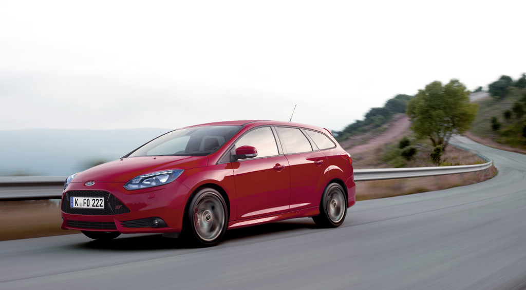 Ford Focus ST ab 27 950 Euro erhältlich