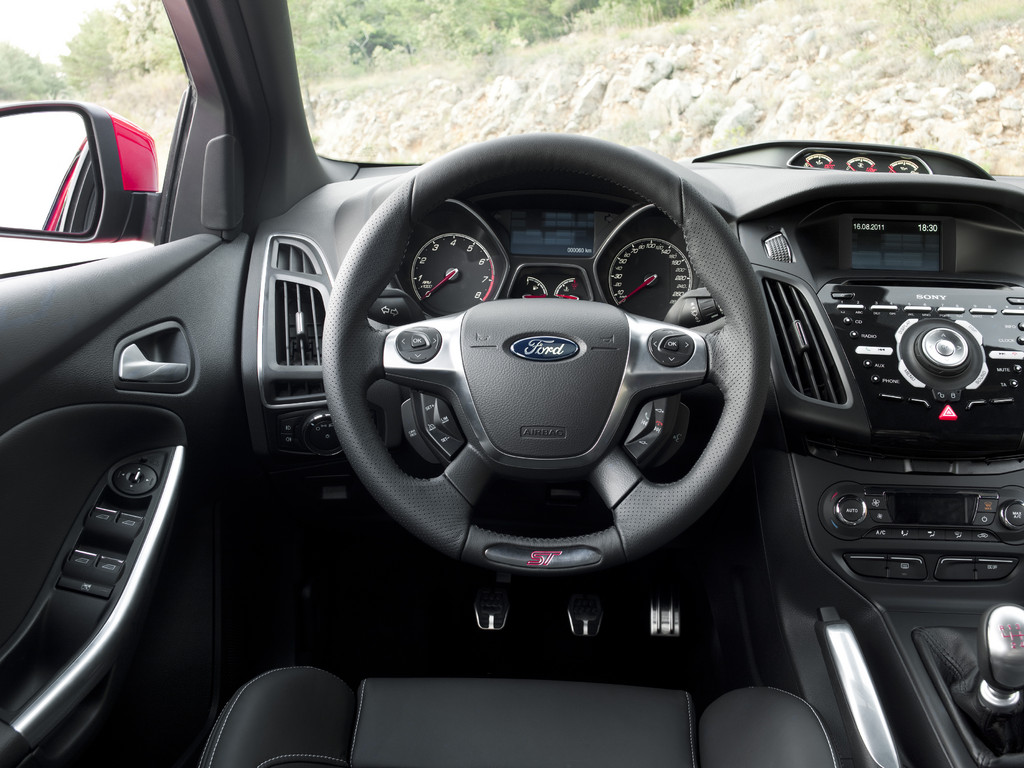 Ford Focus ST ab 27 950 Euro erhältlich