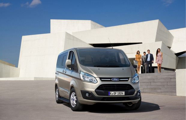 Ford schlägt 550 000-mal die Türen des Tourneo Custom zu