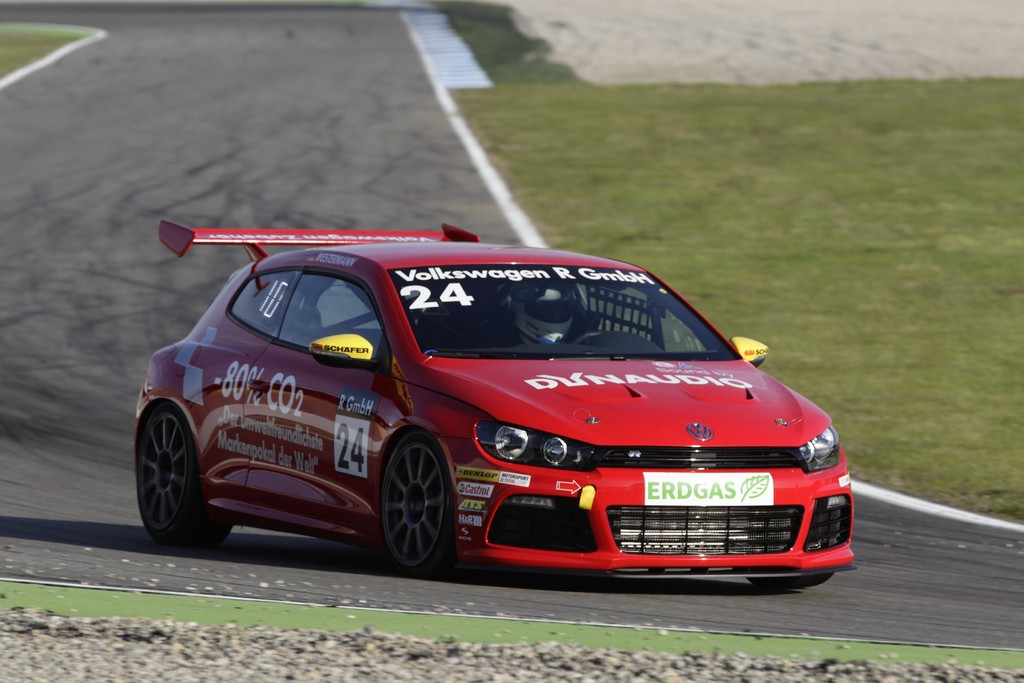 Gastfahrer im Scirocco-R-Cup.