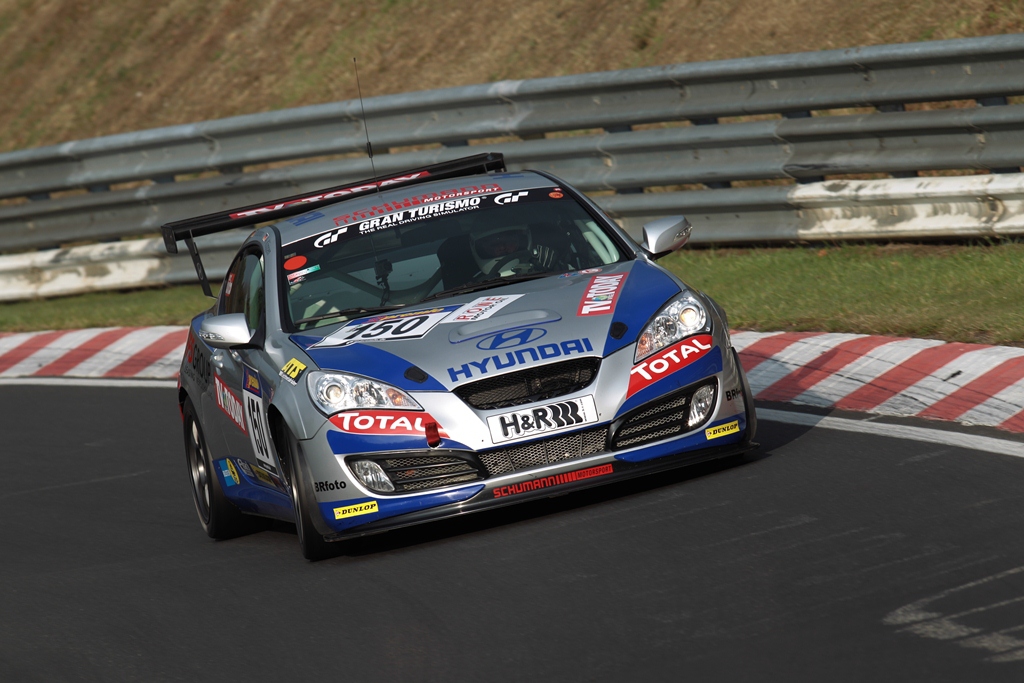 Hyundai Genesis Coupé startet beim 24h-Rennen