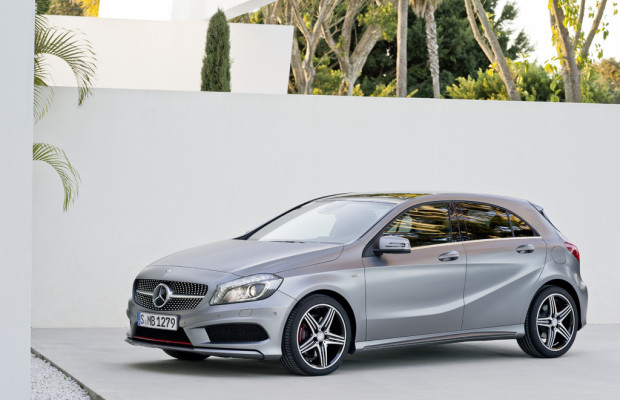 Mercedes-Benz und Opel erhalten „Plus X Awards“